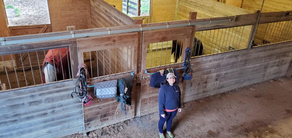 full circle track virginia horse boarding family owned farm